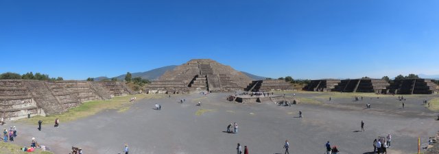 2024-11-15 Teotihuacani panoraam